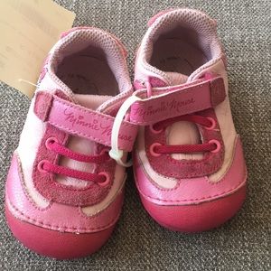 Minnie shoes Stride Rite